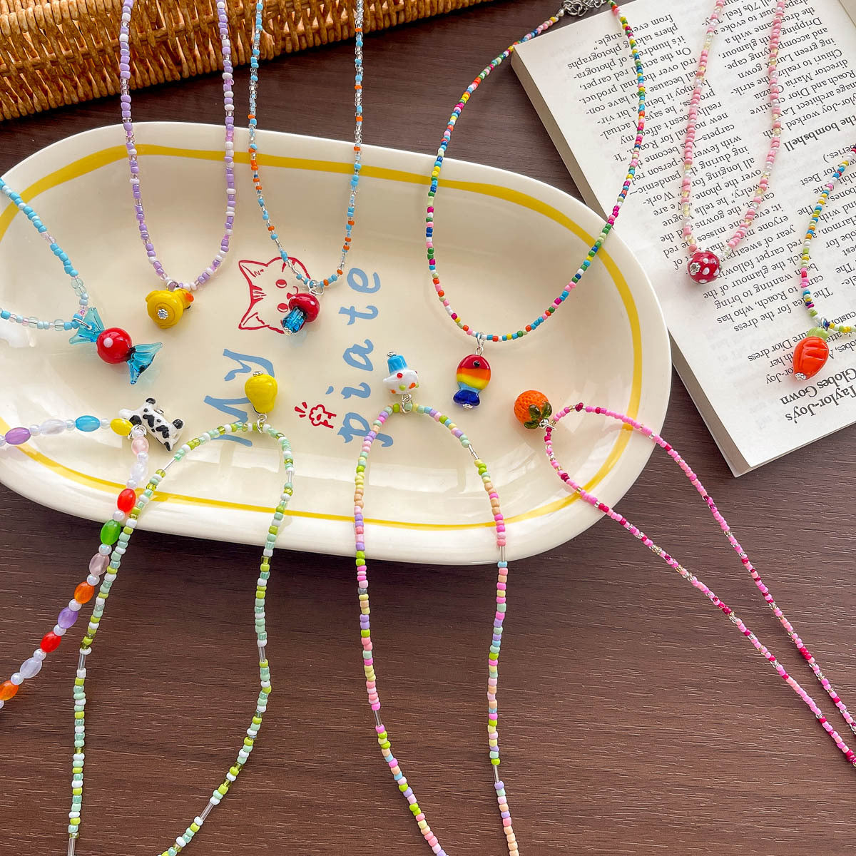 New cartoon dopamine colorful children's necklace, playful and cute girls' fruit animal bead collarbone chain necklace