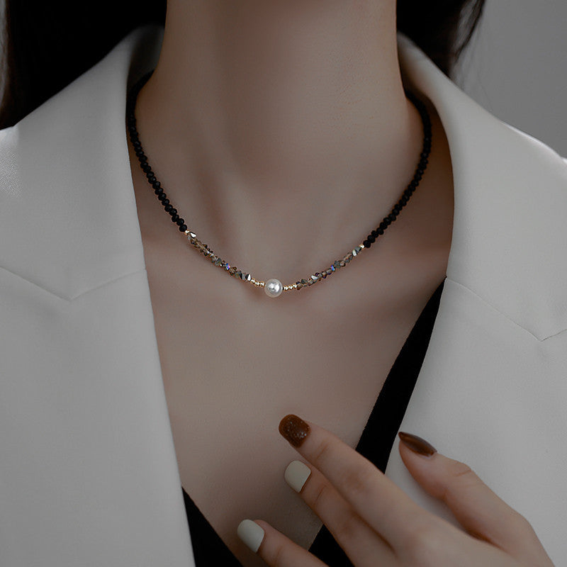 Douyin same style black spinel pearl necklace Korean fashion beaded clavicle chain temperament net red design sense necklace